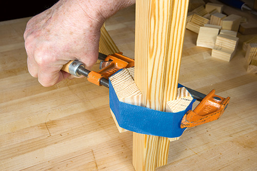 Using cutoffs as clamping aids for compact table leg construction