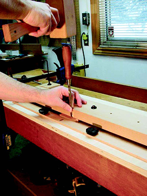 Dovetail-Chiseling-Jig-2