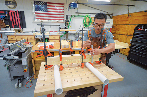 Gluing and clamping dining table laminations