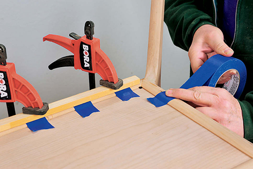 Thin fingernail profile molding frames the top edge of the drawer box.