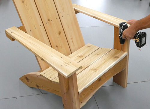 Installing Adirondack chair seat pieces