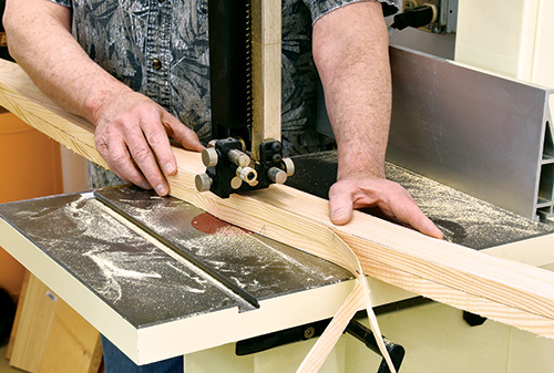 Resizing Plant stand legs with band saw