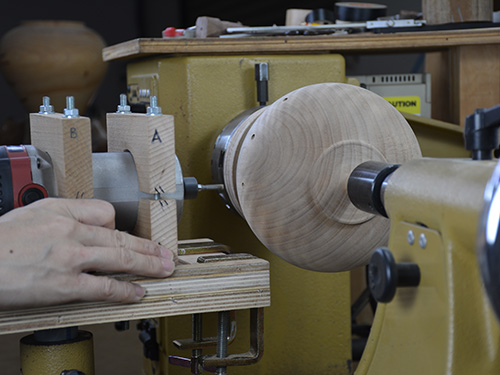 Drilling hole pattern into turned blank with router