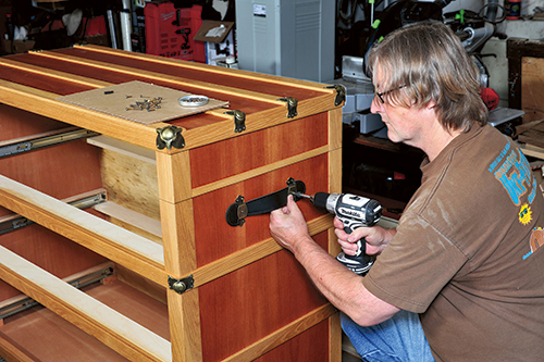 PROJECT: Steamer Trunk Dresser - Woodworking, Blog, Videos, Plans