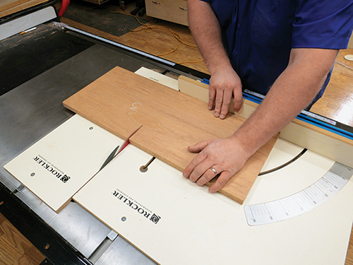 Using crosscut sled to cut tansu drawer panels