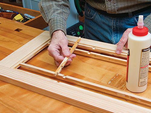 Gluing cross lattice pieces in place