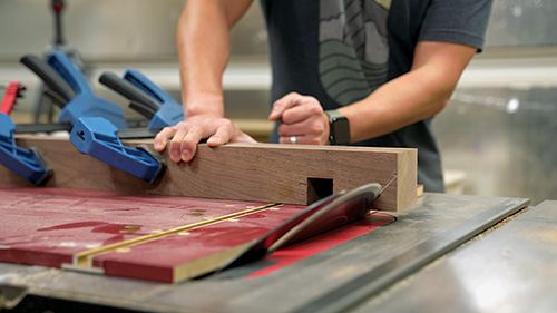 Trimming stretcher ends